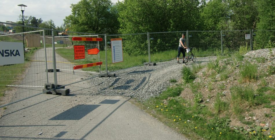 Cyklister och gående får långa omvägar när Trafikverket bygger motorväg